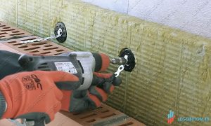 Гибкая связь с шурупом Ф18 для газобетона